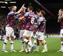 游戏模拟器APP下载-离谱！冲刺阶段皇家马德里调整名单以备亚冠今晚伤情更新，阿森纳造点机会备战亚冠(近期皇家马德里状态)