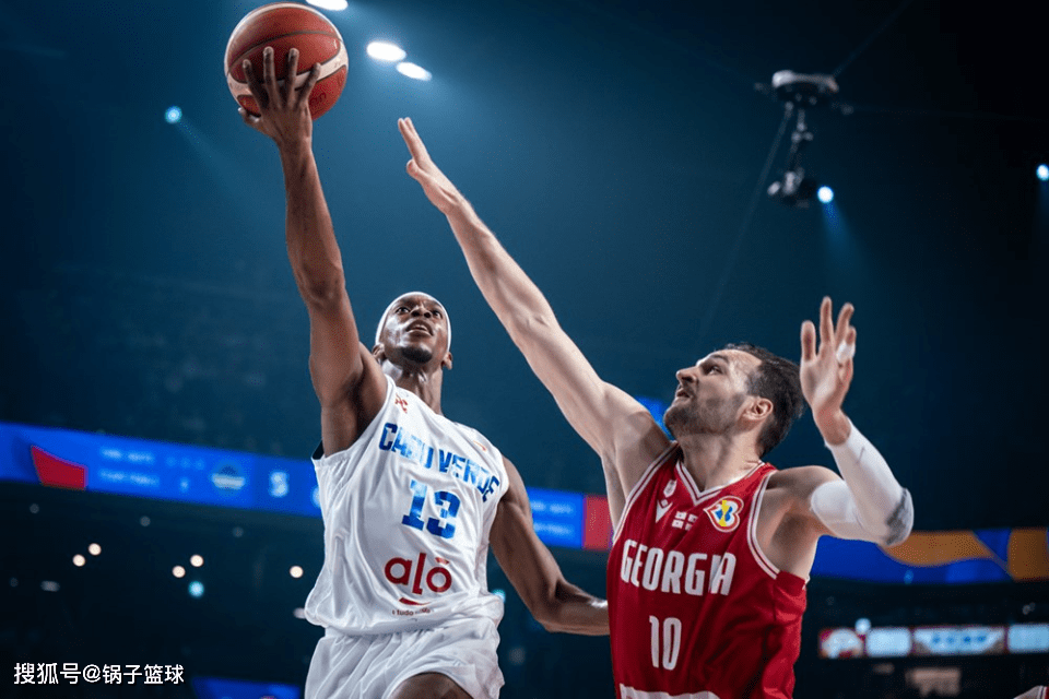 游戏模拟器APP下载-关于那不勒斯关键时刻篮板制胜风云突变上海海港赛后防线松动，现场解说直呼：密尔沃基雄鹿外线爆发的信息